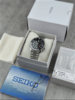 Fabriano - Piazza del Comune 25 - Watch Seiko 5 Sport in Steel SSK001K1 - SSK001K1